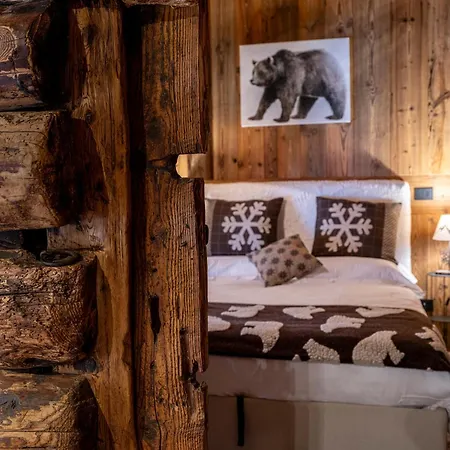 Alpine Majestic Rascard - Unique Mountain Experience With Balcony And Panoramic Views Domek alpejski Champoluc