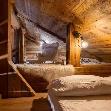 Alpine Majestic Rascard - Unique Mountain Experience With Balcony And Panoramic Views Domek alpejski *